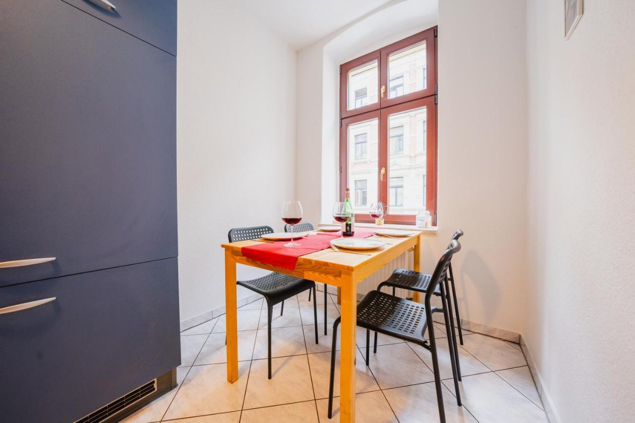 Blue Chili 08 - Magdeburg 2-Zimmer Altbau, Wi-Fi, 5 Pax エクステリア 写真